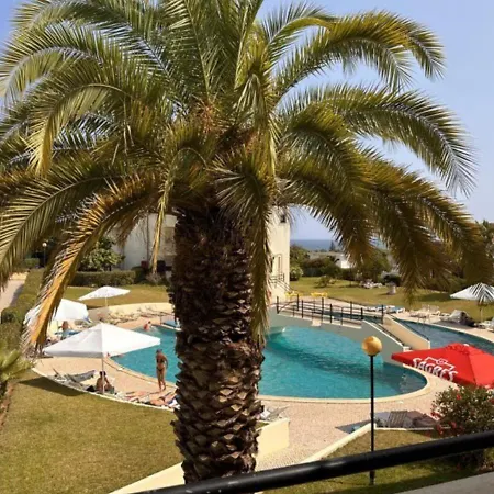 Apartamento Clube Alvorferias T3 - 212 - Vista Piscina E Mar