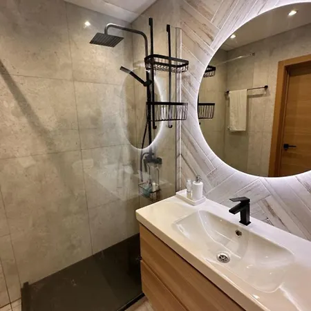 Clube Alvorferias T3 - 212 - Vista Piscina E Mar דירה אלבור